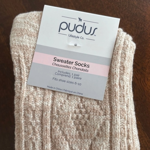 Pudus Lifestyle Co. Accessories - Pudus Lifestyle Co. Sweater Socks BRAND NEW